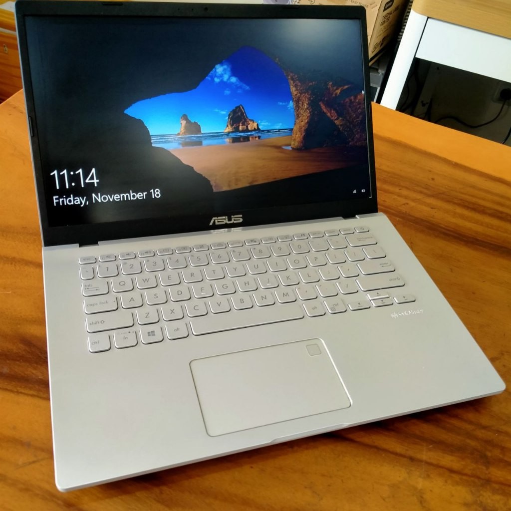 Laptop Asus VivoBook A409UA Intel Core i3-7020U Ram 8Gb Ssd 512Gb Mulus Siap Pakai