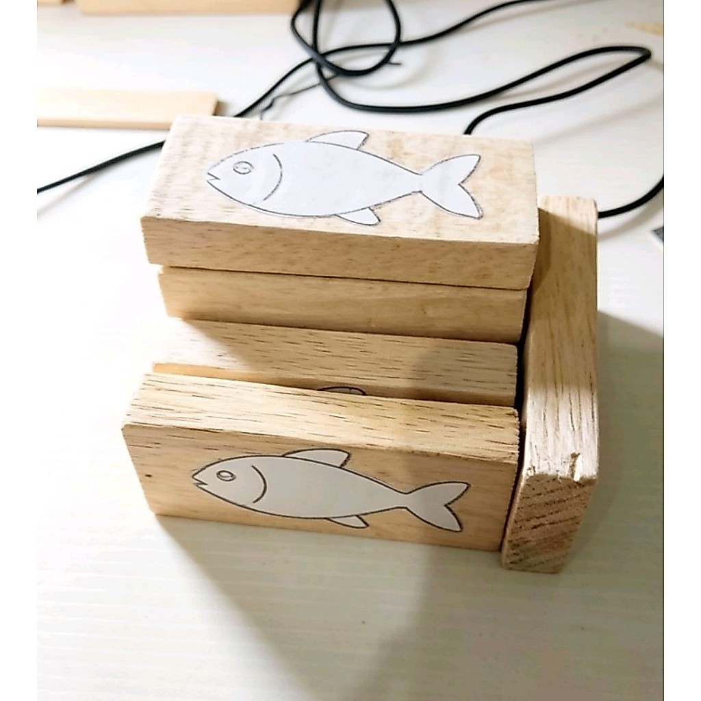 Balok Kayu ukir Premium Sengon Pola Ikan 10 x 5 x 2 cm Siap Ukir DIY Craft Handmade Pyrography Mini