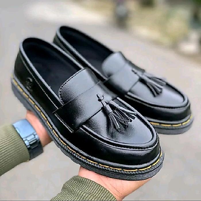 TERMURAHH Sepatu Dockmart Lovers pria/Sepatu dockmart pria