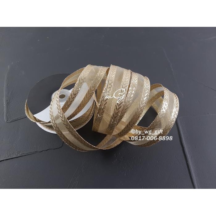 

Pita Gold - Garis-Garis Panah; Lebar 2.5 cm; Panjang 20 yard / 18m