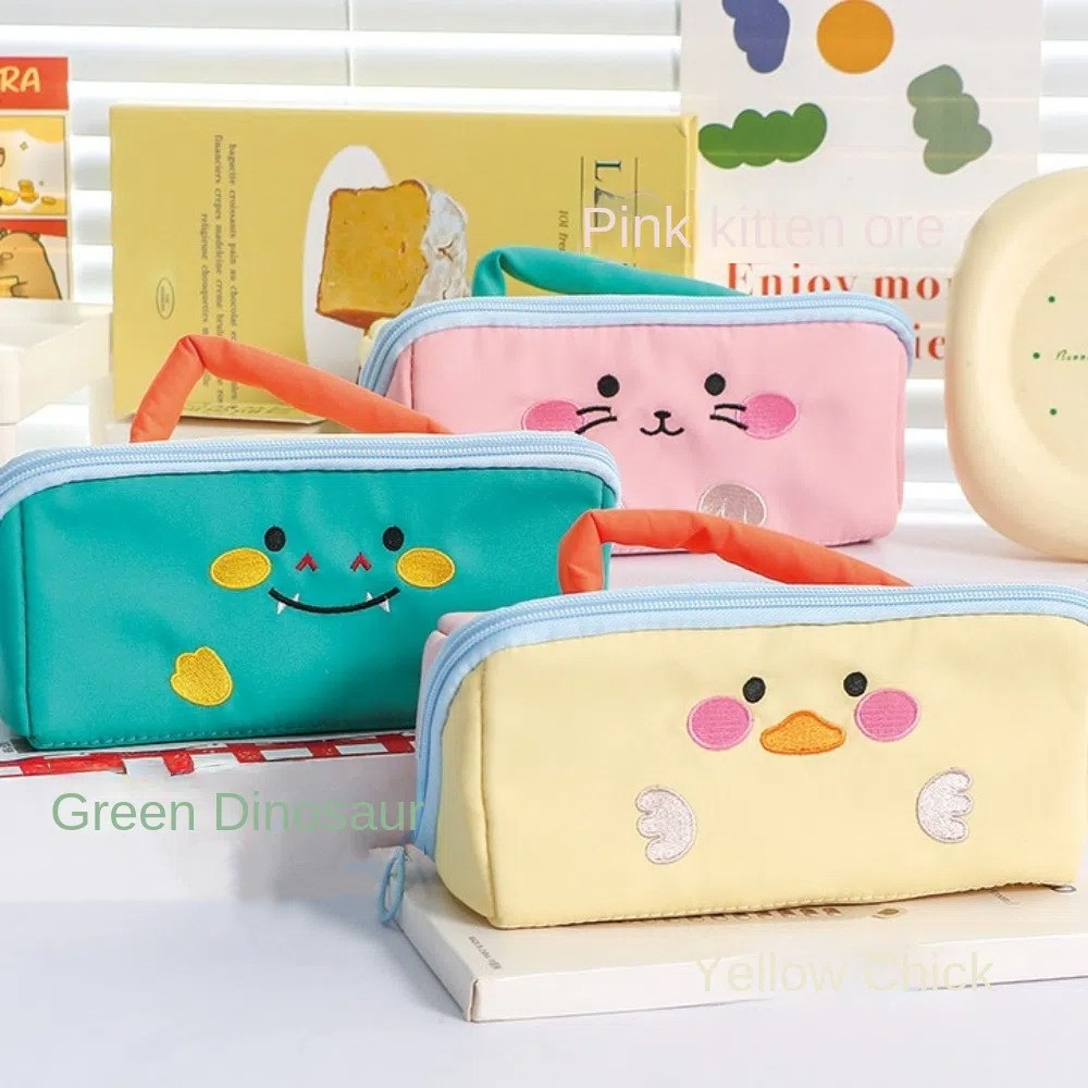 

Kotak Pensil Hewan Kartun Lucu - Kapasitas Besar, Kain Tahan Lama dengan Ritsleting, Warna Pastel (Pink, Biru, Kuning) - Ideal untuk Perlengkapan Sekolah & Penyimpanan Kosmetik, Kotak Pensil Lucu