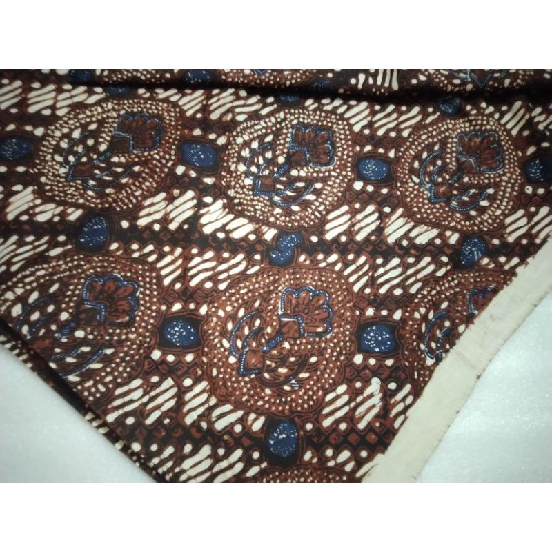 Kain Jarik Batik Cap Sogan Jogja Motif Putri Solo bahan halus