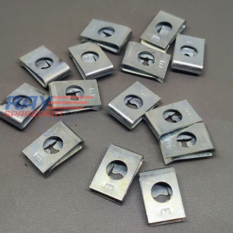 KLIP BODY MOTOR M4 HONDA VARIO SCOOPY BEAT DLL ORIGINAL / KLIP JEPIT COVER BODY MOTOR