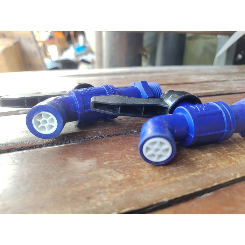 Kran air plastik/Kran Amico Kuat 3/4 PVC Berkualitas