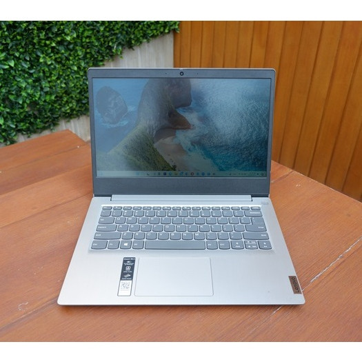 Laptop Lenovo Ideapad Slim 3 AMD 3020e Ram 4Gb Ssd 256Gb SCu17343