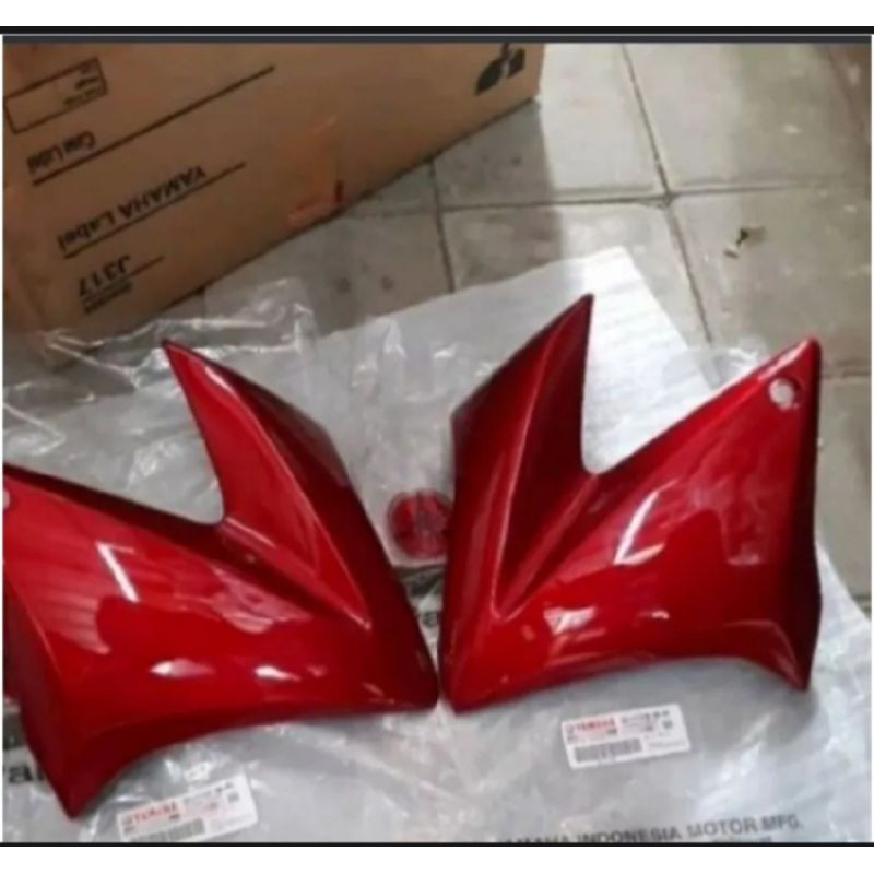 SAYAP COVER TANGKI YAMAHA VIXION OLD MERAH MARUN SATU PASANG KANAN KIRI