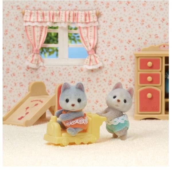 Mainan Koleksi Sylvanian Families Husky Twins