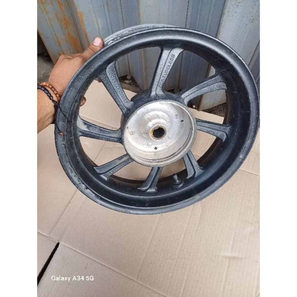pelek belakang Honda PCX 150 / original COPOTAN