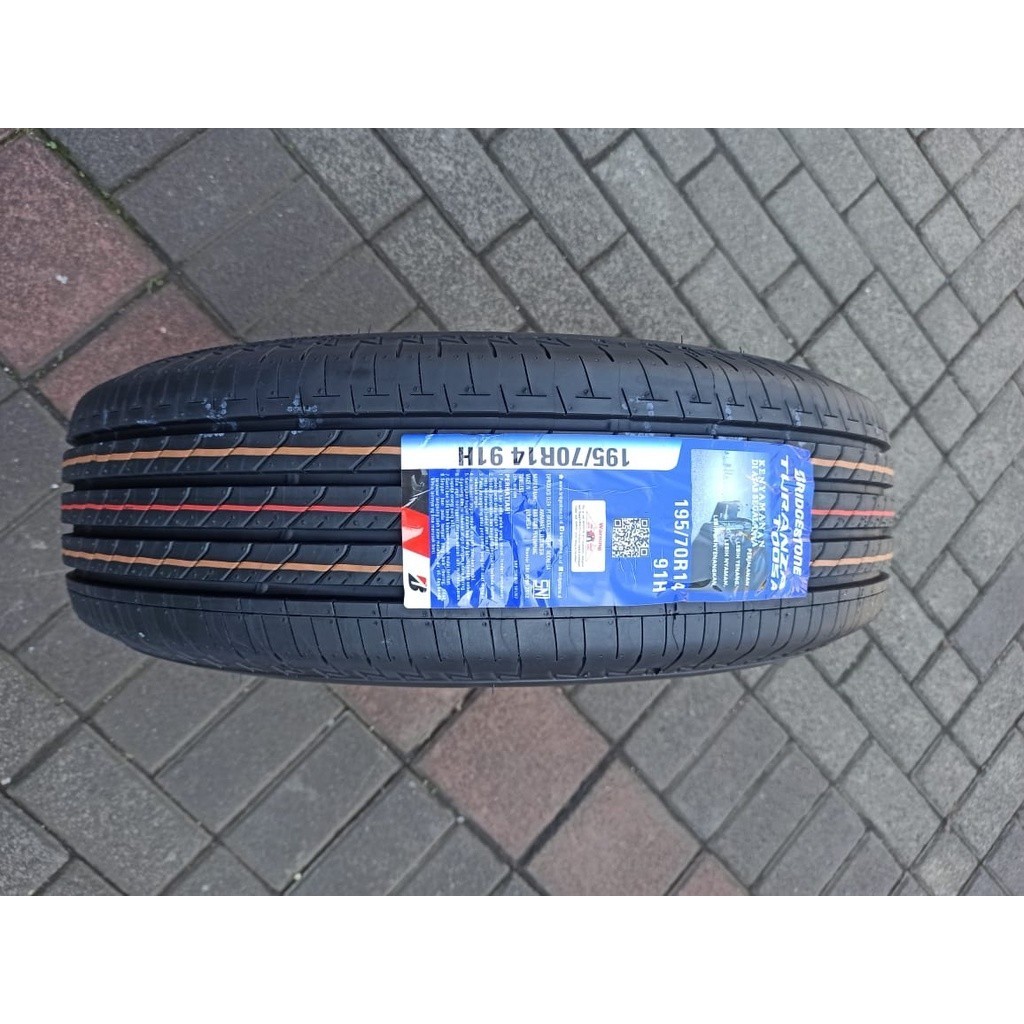 TERBAIK - Bridgestone Turanza T005A 195/70 R14 Ban Mobil NISSAN Cedric