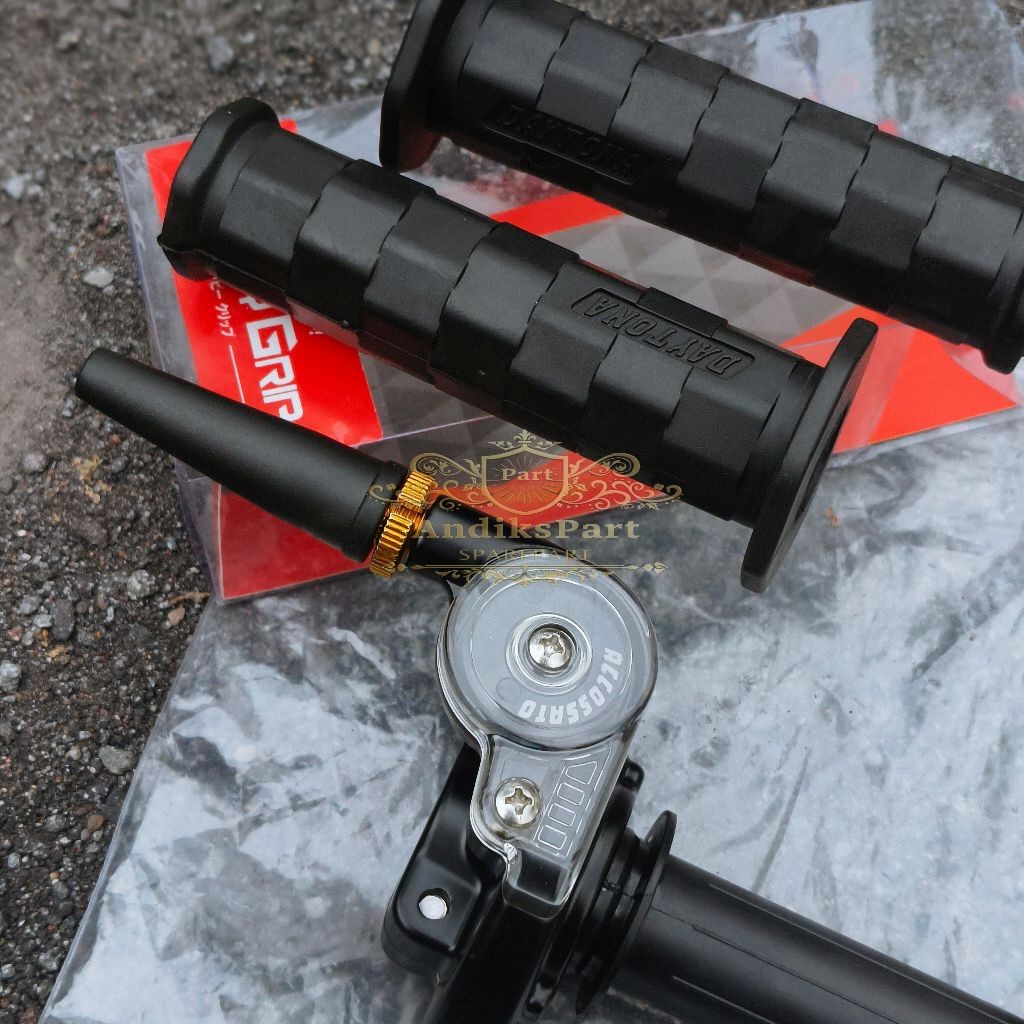 Gas kontan spontan Italy original Accosato set handgrip Daytona baru