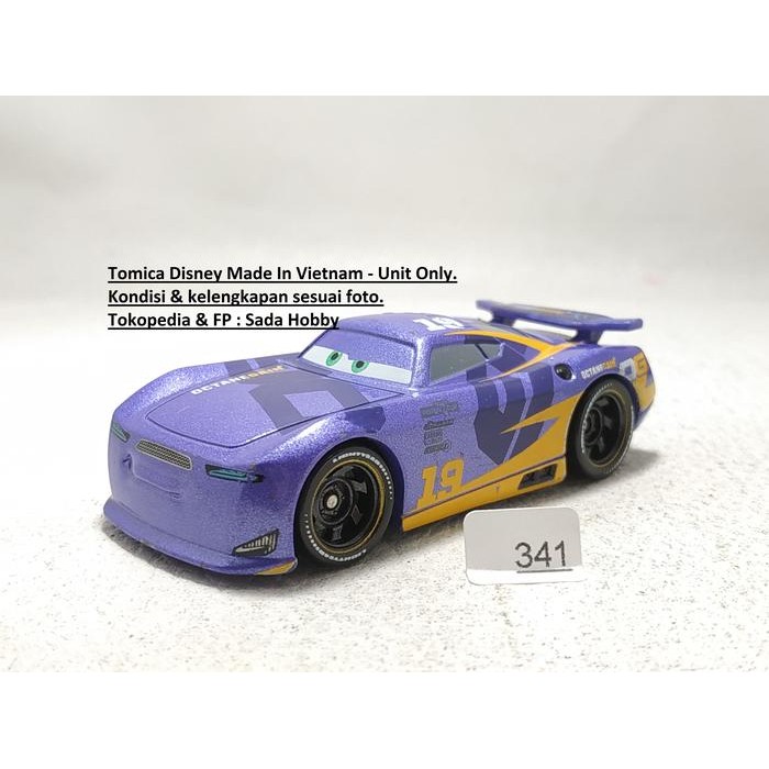 DCT... Tomica Disney Cars 3 C-38 Danny Swervez Loose