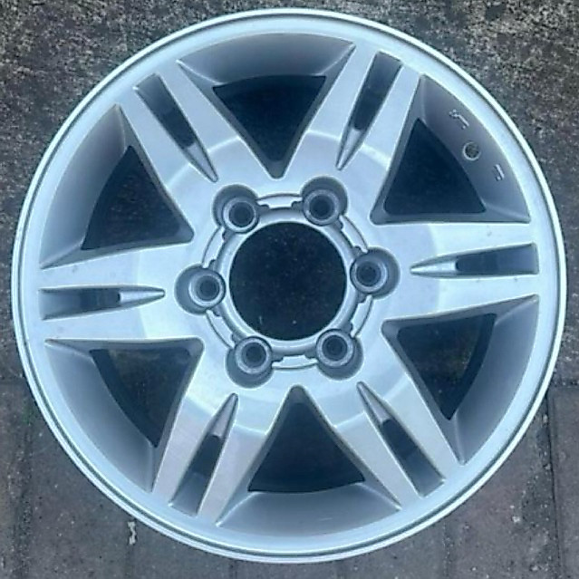 Velg Mobil ISUZU D-Max Oem R16 Original Enkei