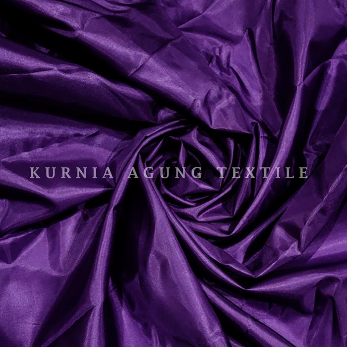 Kain Peles Palace Kahatex Furing Abutai Silk gulungan dekorasi lokal 2 - Hitam