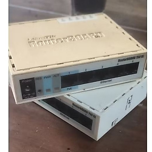 Mikrotik RB750G/GL sudah gigabite+ 750r2 min 1 port