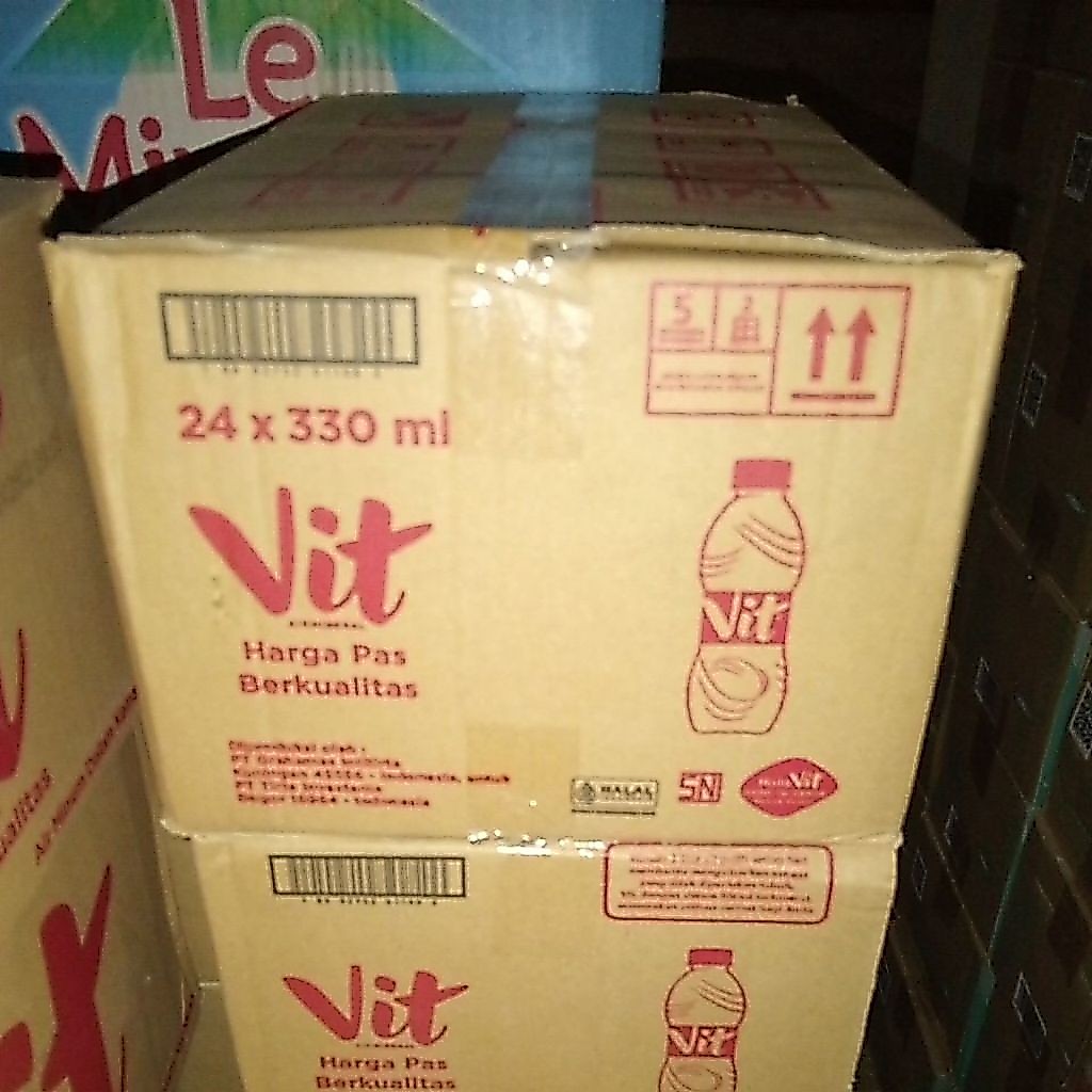 AIR MINERAL VIT 330ML/AQUA GELAS 200ML (1 KARTON)