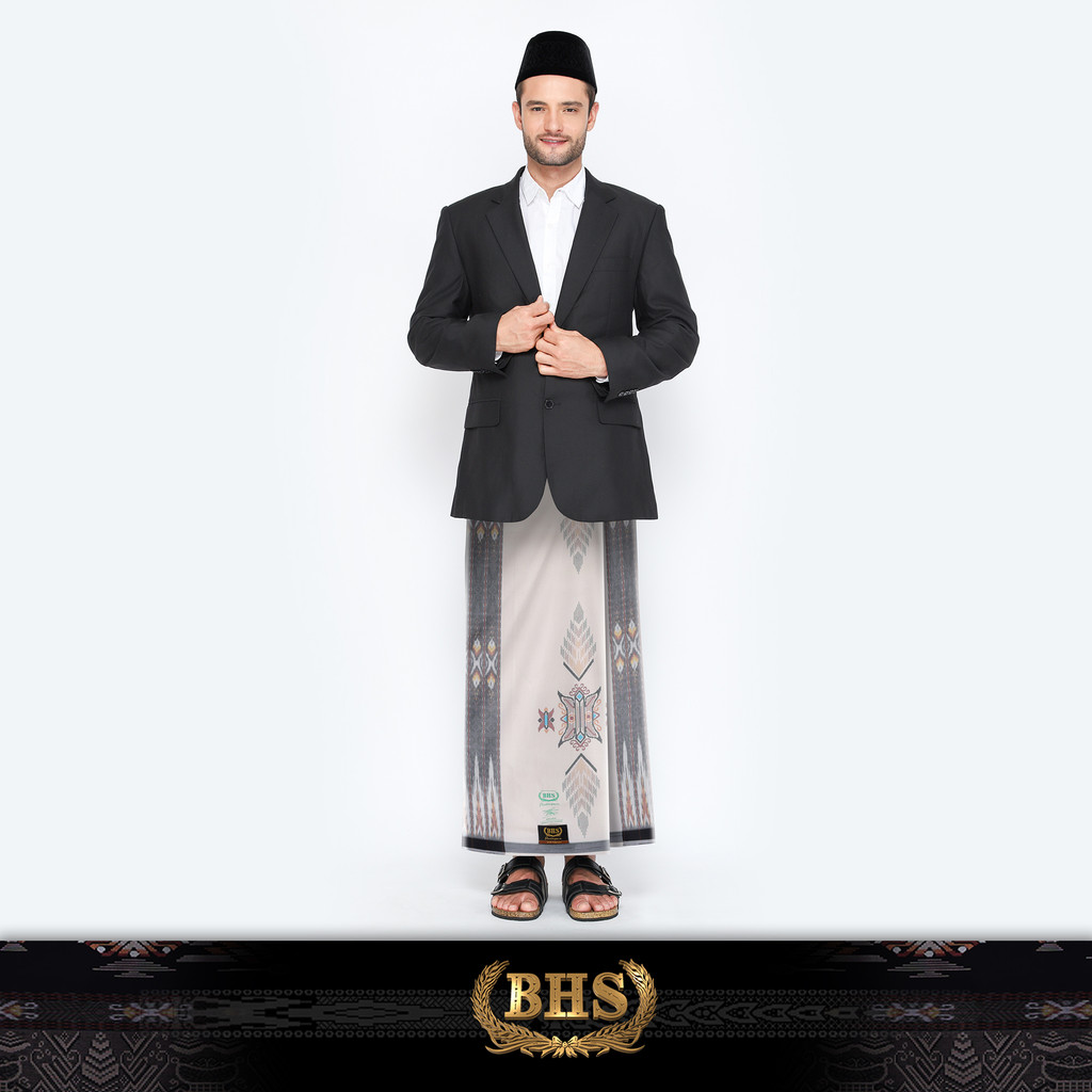 Sarung BHS Masterpiece Gold Motif M98 SEA Putih Gold