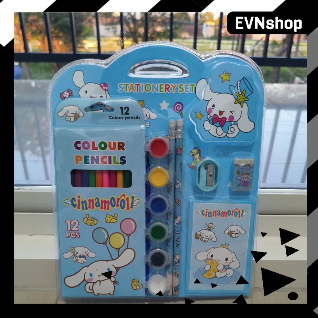 

Set Alat Tulis Anak Sanrio Lucu Import – 12 Pensil Warna, Rautan & Penghapus dan Note Mini 508
