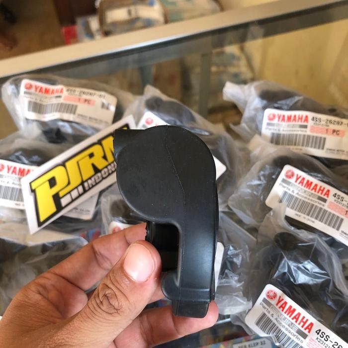 Ready KARET COVER CAP GRIP GAS SPONTAN YZ125 YZ125 ORI ORIGINAL 4SS2628701 Original