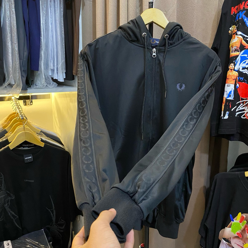 ZIPPER HOODIE TRACKTOP JAKET PADI PRIA WANITA CASUAL LOGO BORDIR DISTRO BRANDED UNISEX HITAM LOTTO