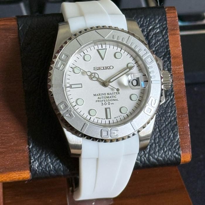 Seiko Submariner White NH35 Automatic Limited