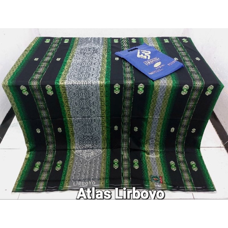 Sarung Atlas Lirboyo Katun Rayon Motif Jaquard