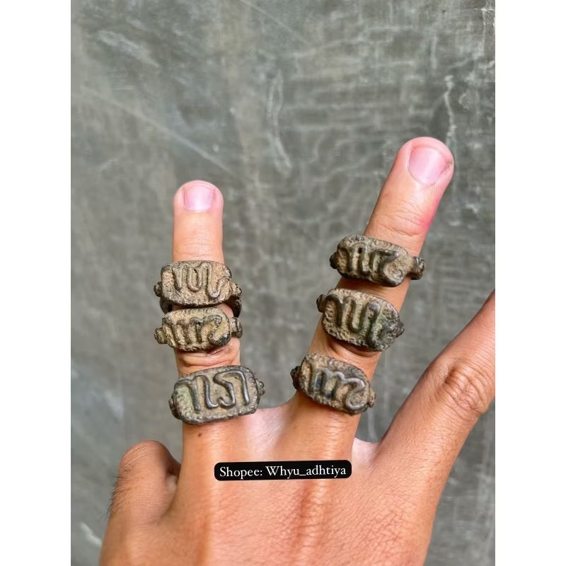 Cincin Souvenir Motif Aksara jawa perunggu