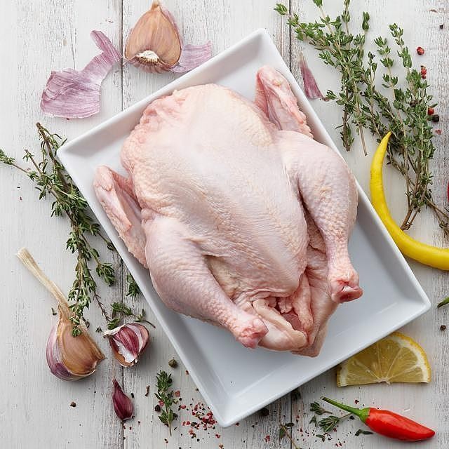 Ayam Karkas Frozen 900g