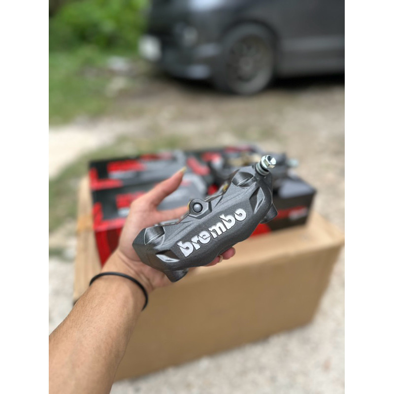 RUNSHOP_ Kaliper 4 piston brembo M4 M432 4P universal motor Ninja R RR S Megapro Tiger Scorpio Rx Ki