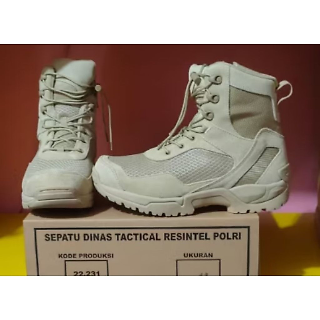 Preloved Preloved Sepatu dinas Resintel Krem Resleting