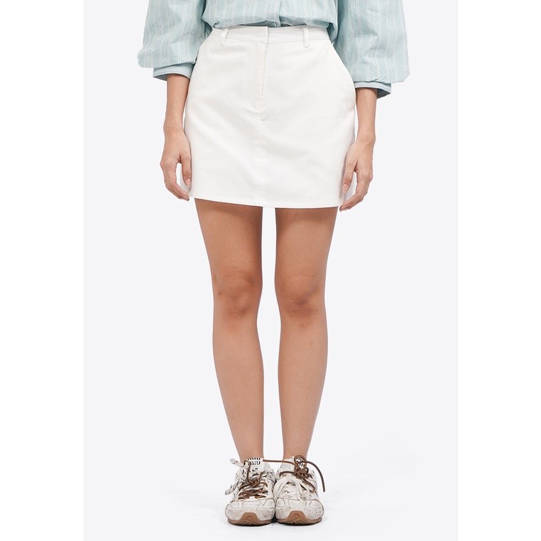 XERFARTZ COLORBOX Belt Loop Mini Skort Off White