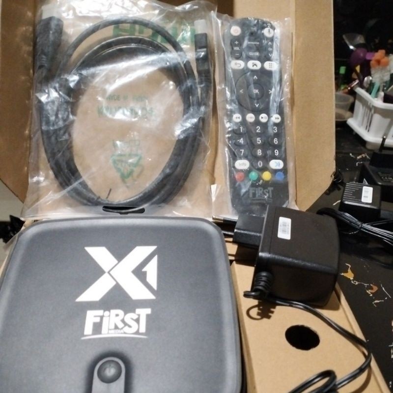 STB FIRST MEDIA X1 LITE ORIGINAL FULSET HDMI + ADAPTOR + REMOTE VOISE