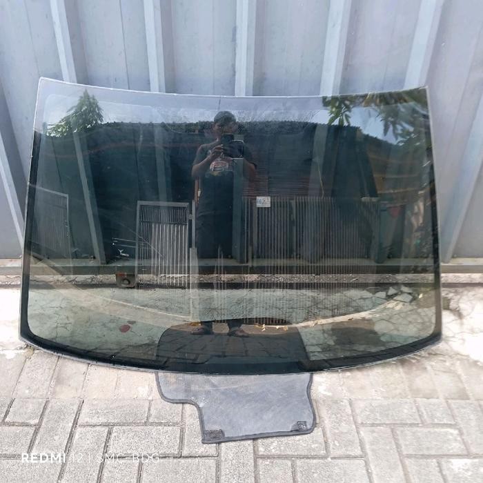Kaca depan mobil Suzuki Aerio / baleno nect G copotan