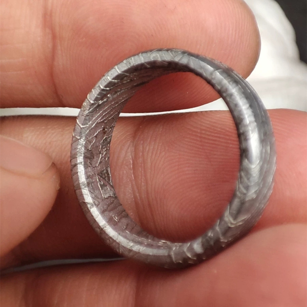 Perfect Xinjiang Altay Iron Meteorite Ring 20 Yards Wide Ring Natural Meteorite Iron Material Sky Ir