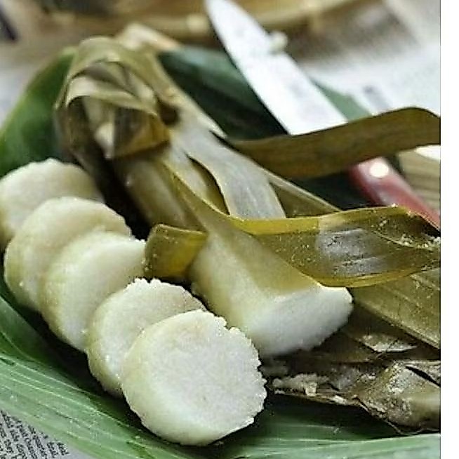 lontong daun pisang/lontong plastik