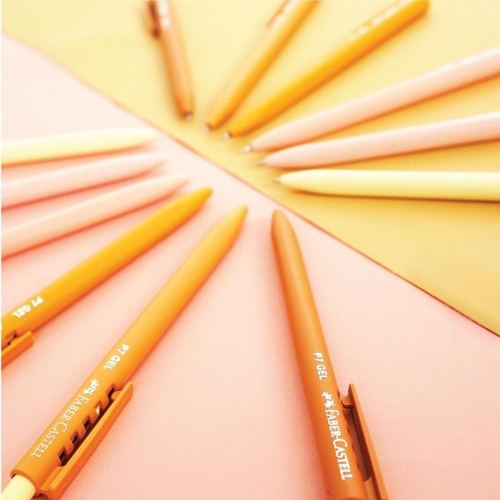 

Faber Castell Ballpoint Pen KP7 Cream Series (P7 GEL) tinta hitam 1 box 12 pcs