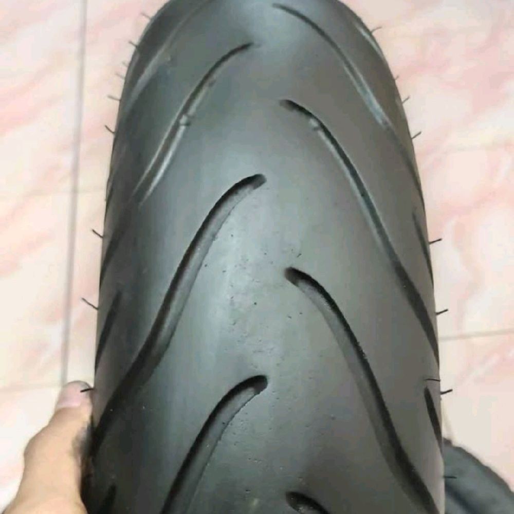 Ban PCX merk Michelin Pilot Street 120/70 14 Tubeless, ban belakang PCX