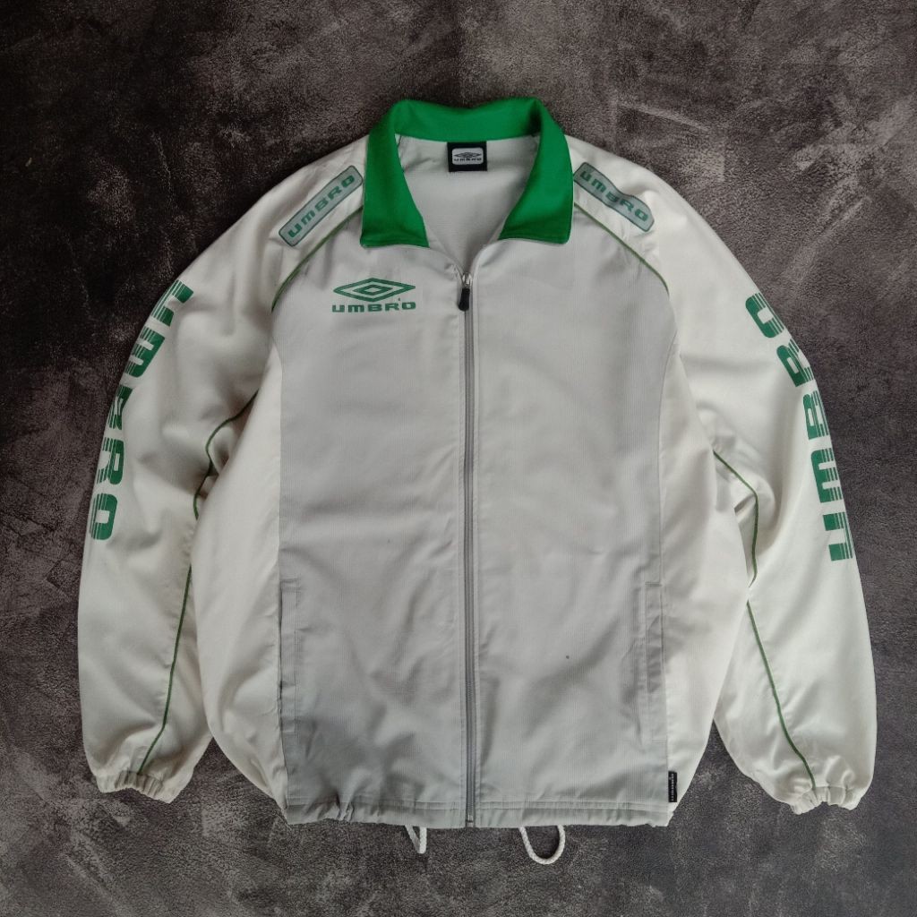 Windbreaker Jacket Umbro Vintage Colourblock, jaket vintage Colourblock Umbro Spellout, jaket sport 