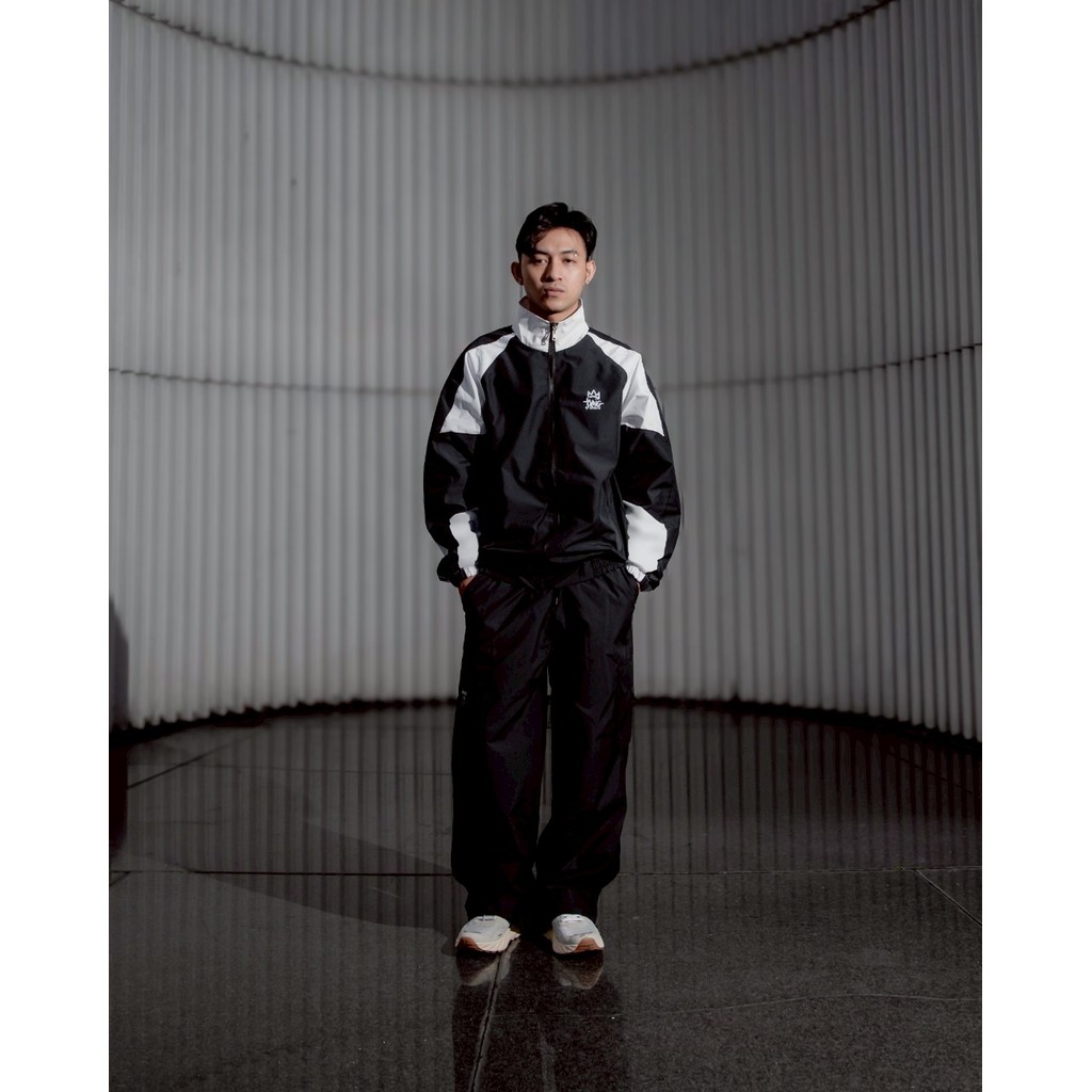 JACKET WINBREAKER / JACKET HIP HOP MANTEL PRIA / JACKET PRIA DISTRO / JACKET PARASUT SHOFT