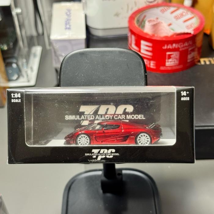 TPC 1/64 Koenigsegg Regera Red metallic New Segel