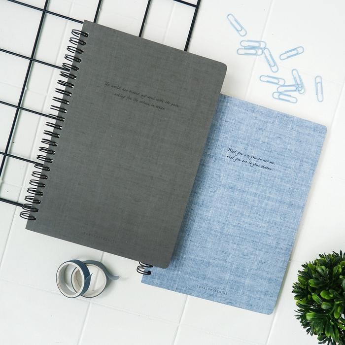 

[CREATIV] Quotes From a Poet Spiral Ruled Notebook - B5, Azure