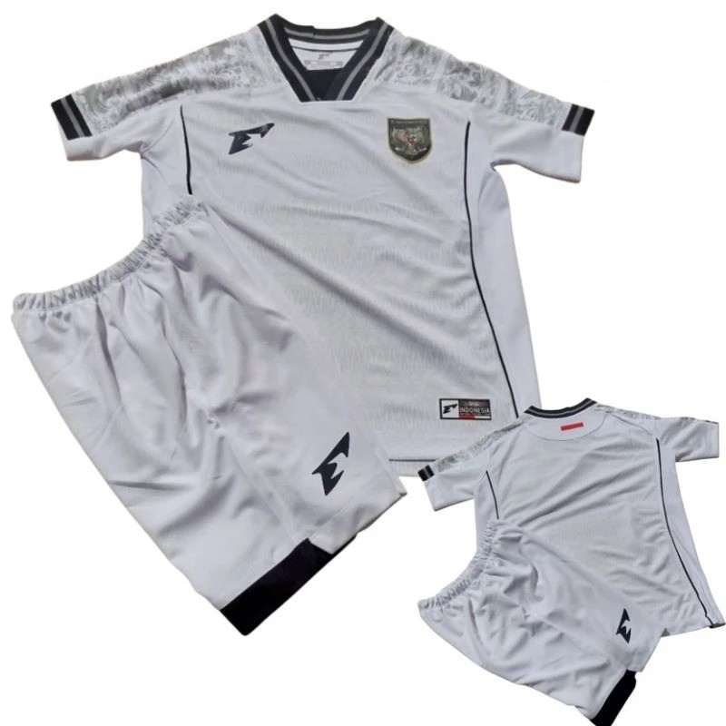 ADRIANSYAH99_ PREMIUM SETELAN BAJU BOLA JERSEY TIMNAS INDONESIA AWAY ERSPO PUTIH ANAK KIDS 2025