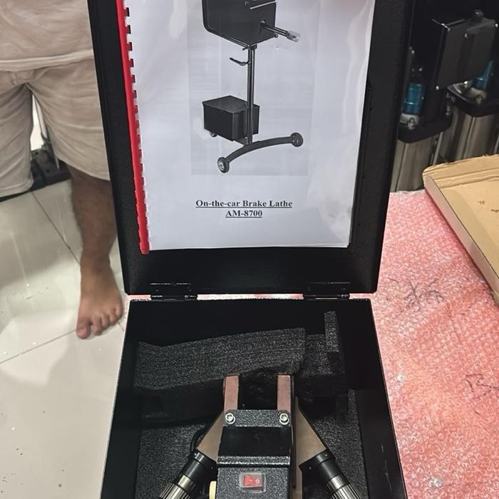 Mesin Bubut Cakram Rem Mobil on Car Brake