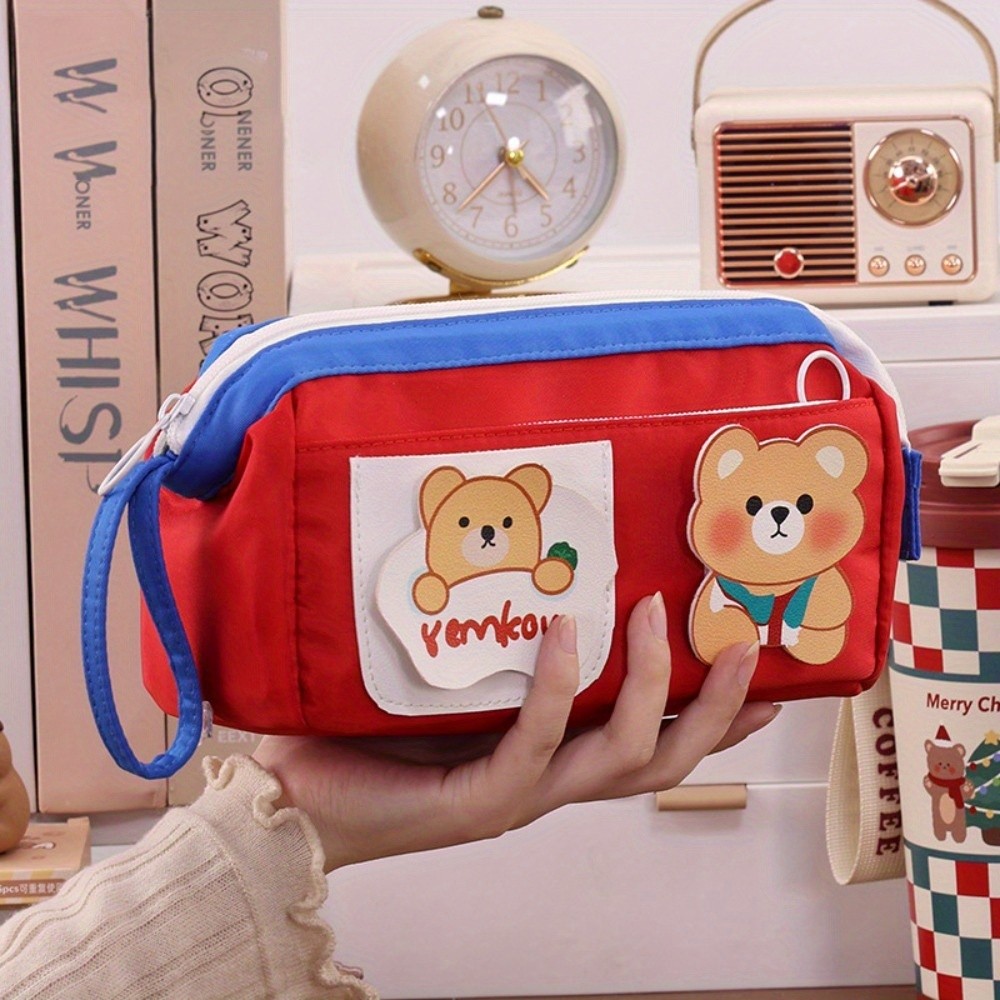 

Kotak Pensil Kapasitas Besar dengan Desain Beruang - Kain Oxford Tahan Lama, Organizer Multi-Kompartemen dengan Penutupan Ritsleting, Sempurna untuk Perlengkapan Sekolah & Alat Penyimpanan Termurah, Kotak Pensil Lucu