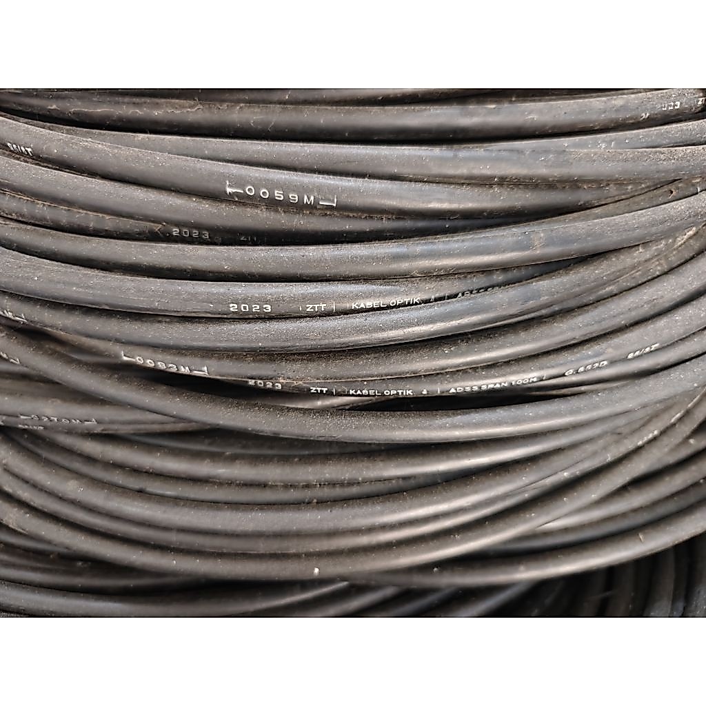 kabel fiber optik 24 core adss