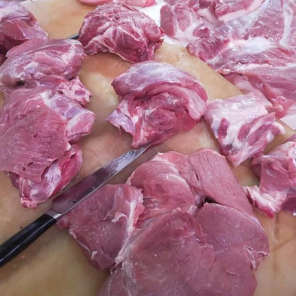 Daging Paha Babi 1 kg