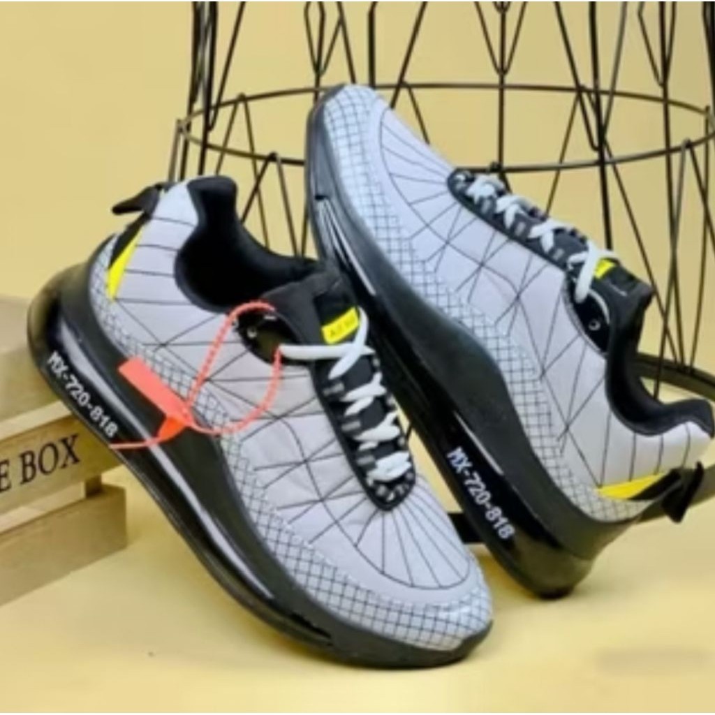 sepatu olahraga running Am 270/818 pria wanita terlaris