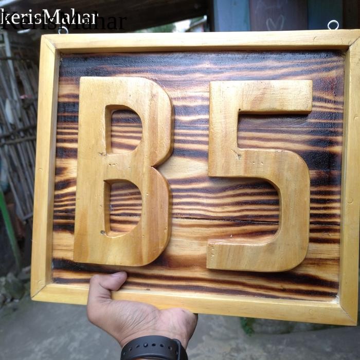 papan nomor rumah gantung kayu custom| papan nama & no.rumah kayupinus KH5