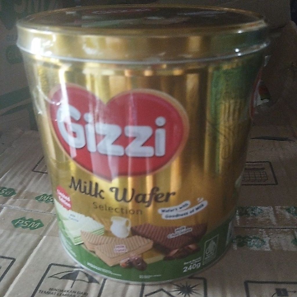 Gizzi wafer kaleng