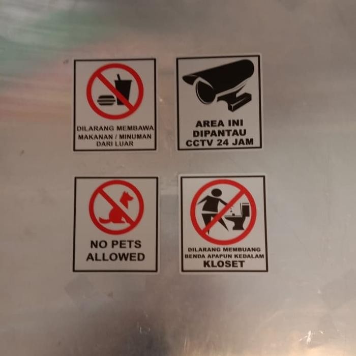 

SIGN LABEL K3 RAMBU SAFETY DILARANG MEMBAWA MAKANAN N MINJMAN 8X9CM
