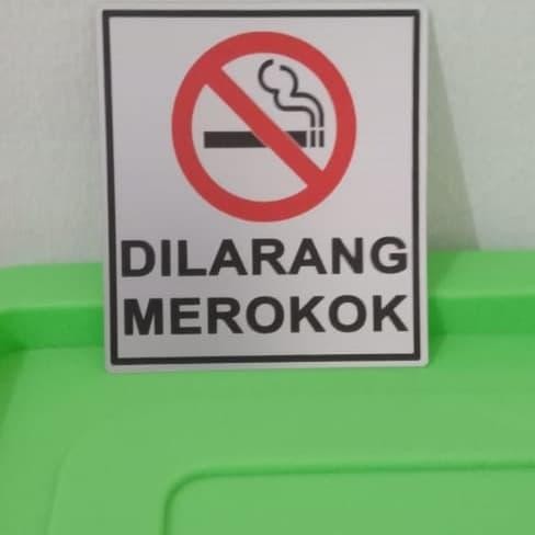 

SIGN LABEL K3 RAMBU DILARANG MEROKOK UKURAN 8X9CM